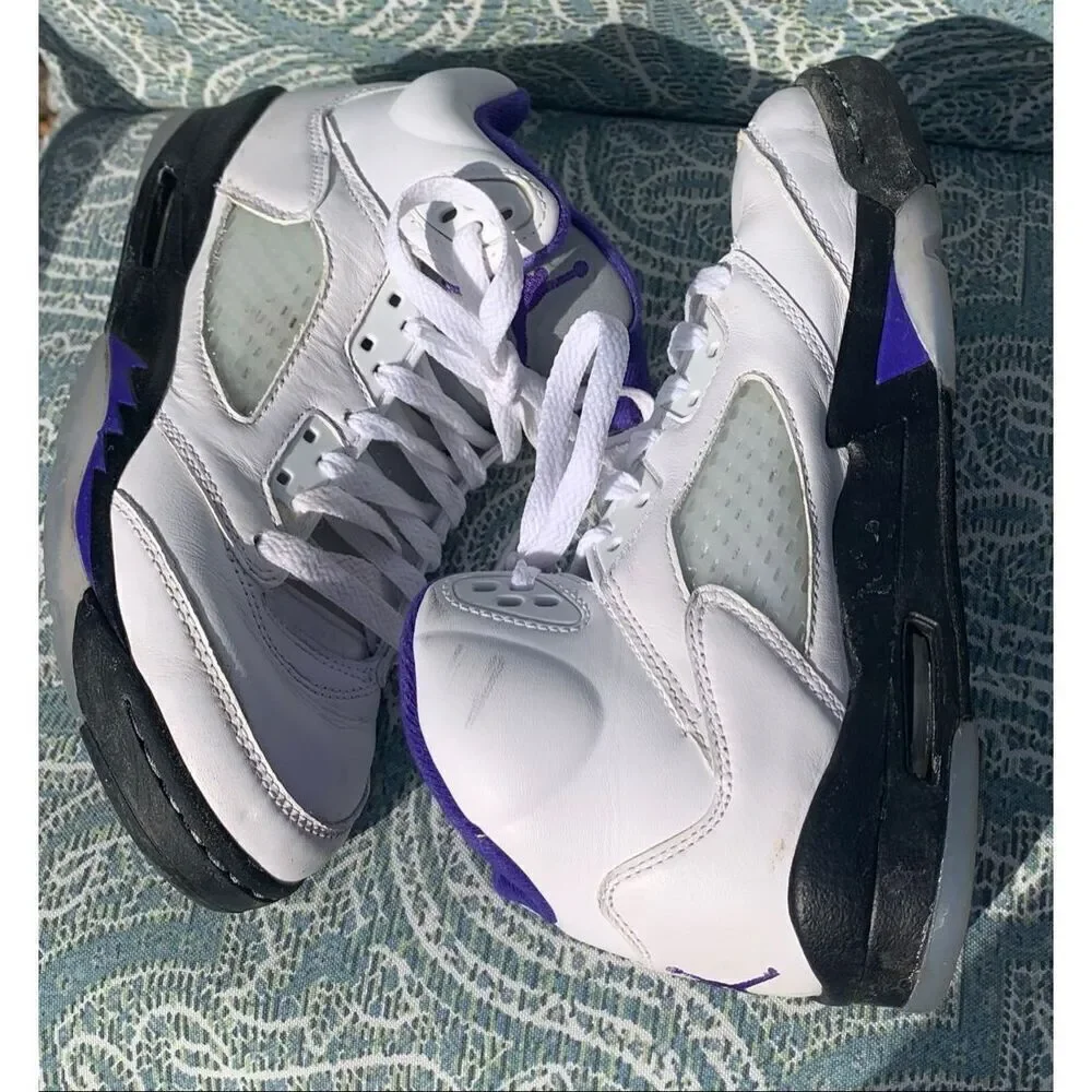 Air Jordan 440888-141 White Purple Nike Gym Sneakers Shoes YOUTH UNISEX sz 5.5